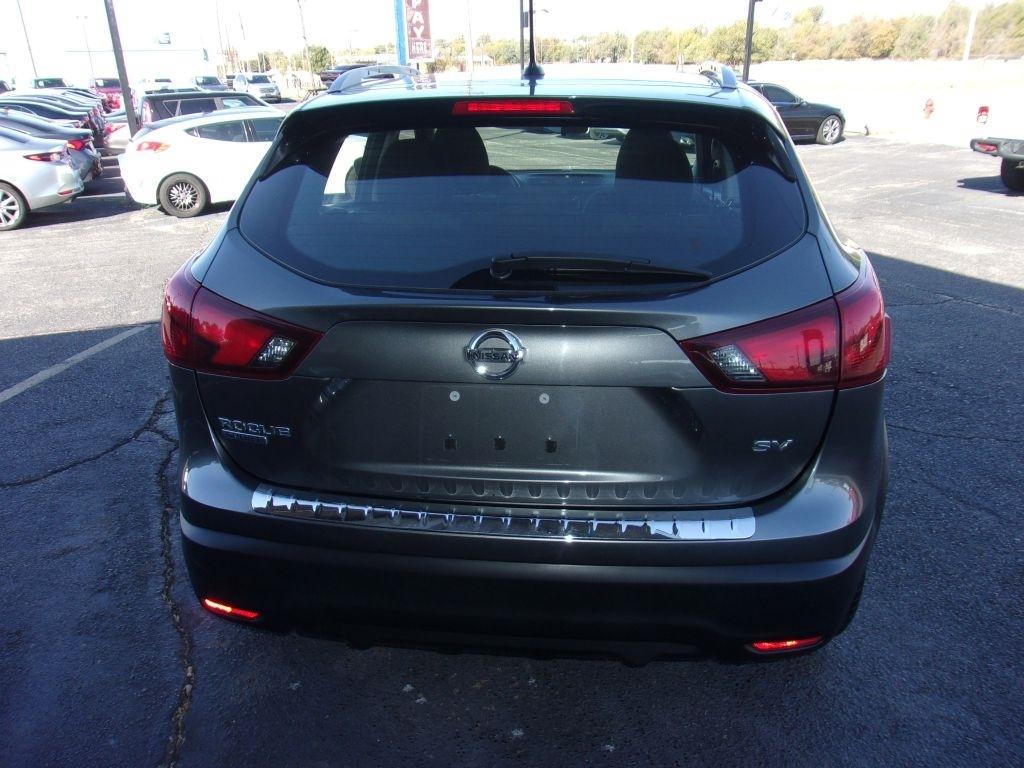 Nissan Rogue Sport S 2018