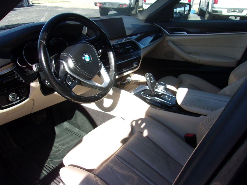 BMW 5-Series 530e iPerformance 2019