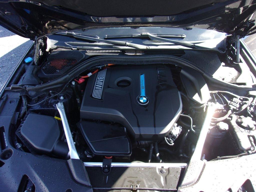 BMW 5-Series 530e iPerformance 2019
