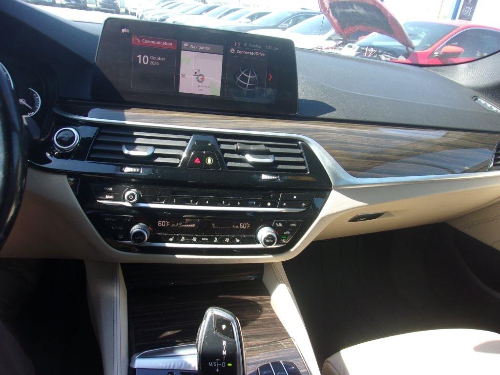 BMW 5-Series 530e iPerformance 2019