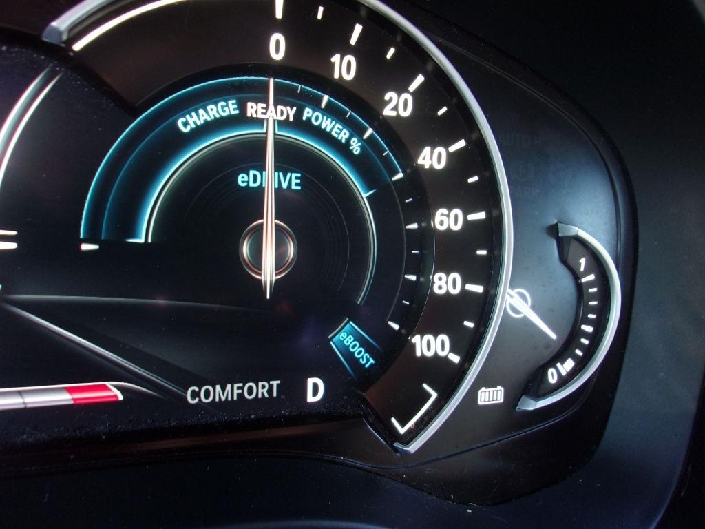 BMW 5-Series 530e iPerformance 2019