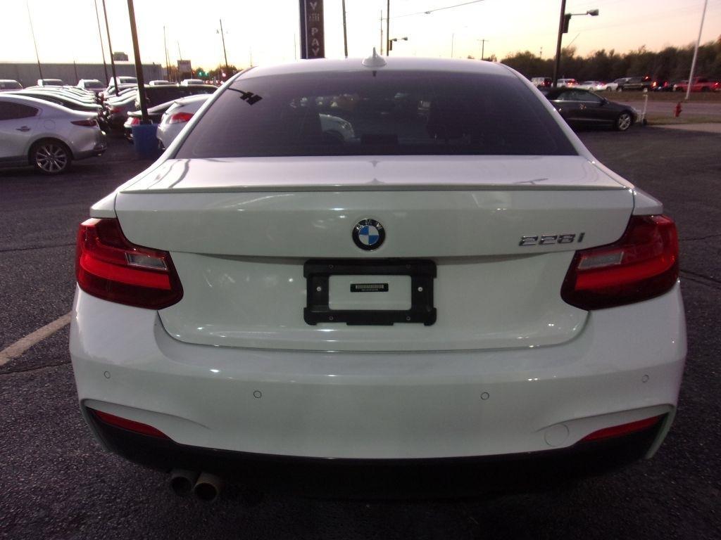BMW 2-Series 228i Coupe 2015