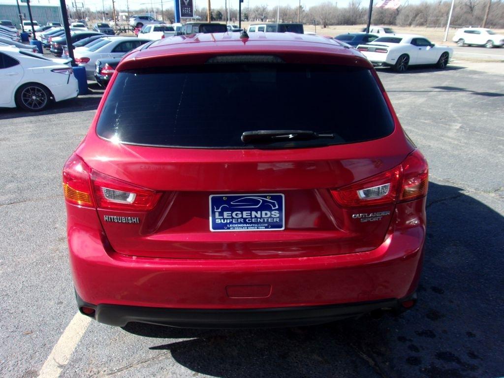 Mitsubishi Outlander Sport ES 2WD 2015