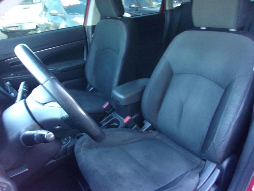 Mitsubishi Outlander Sport ES 2WD 2015