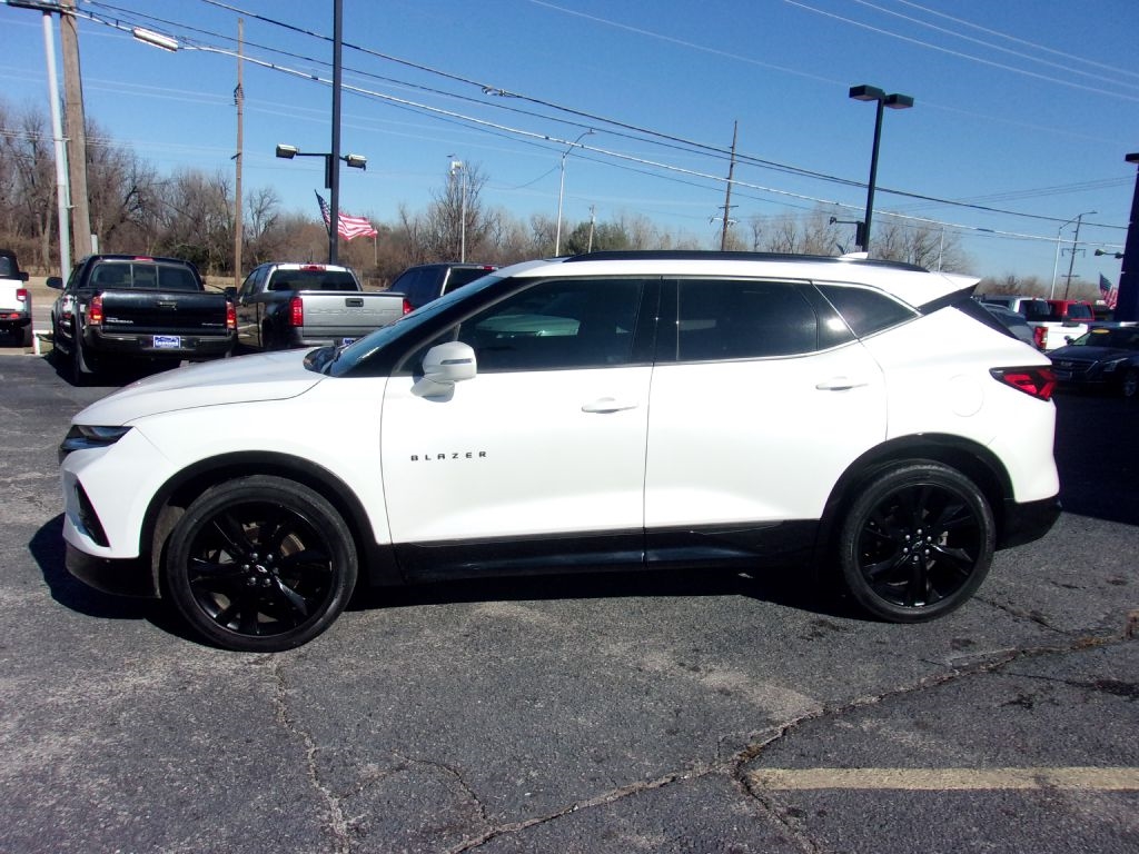 2020 Chevrolet Blazer RS photo 2