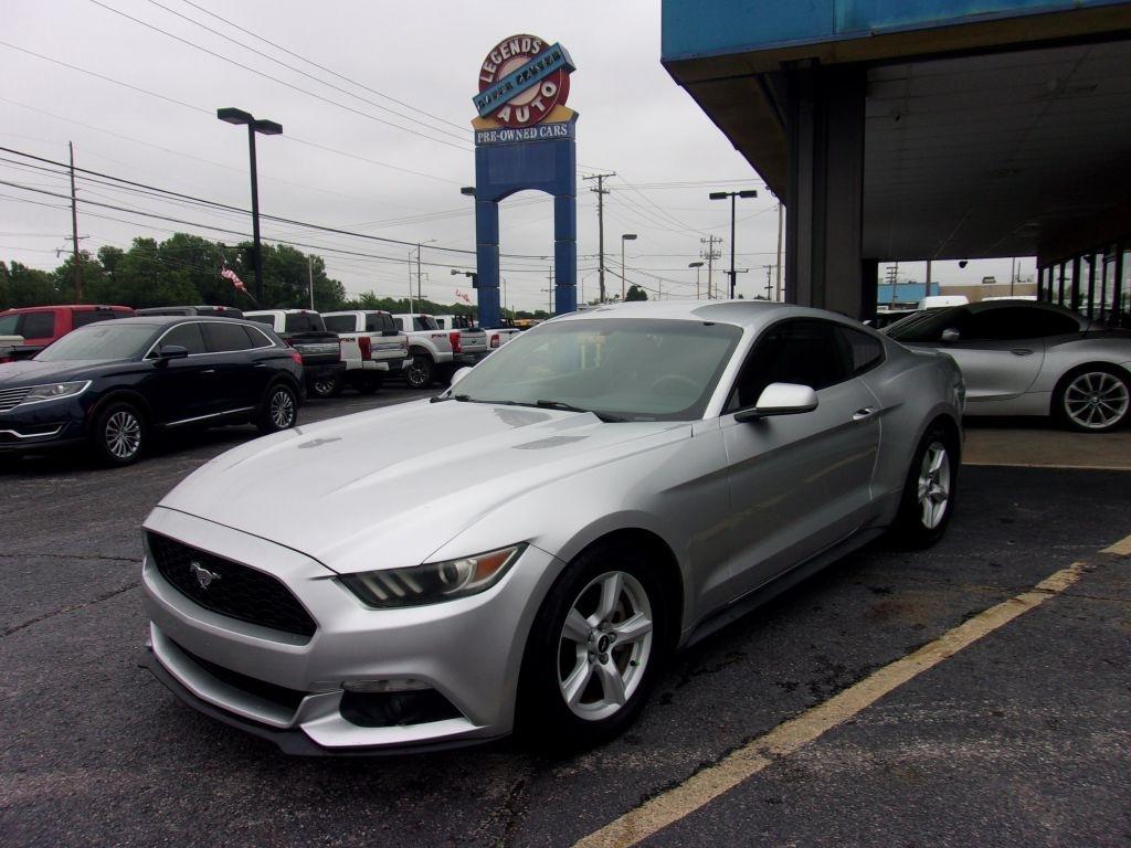 Ford Mustang EcoBoost Coupe 2015