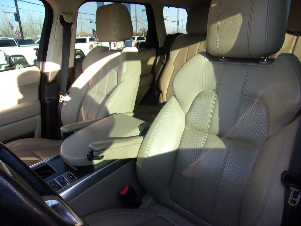 Land Rover Range Rover Sport SE 2016