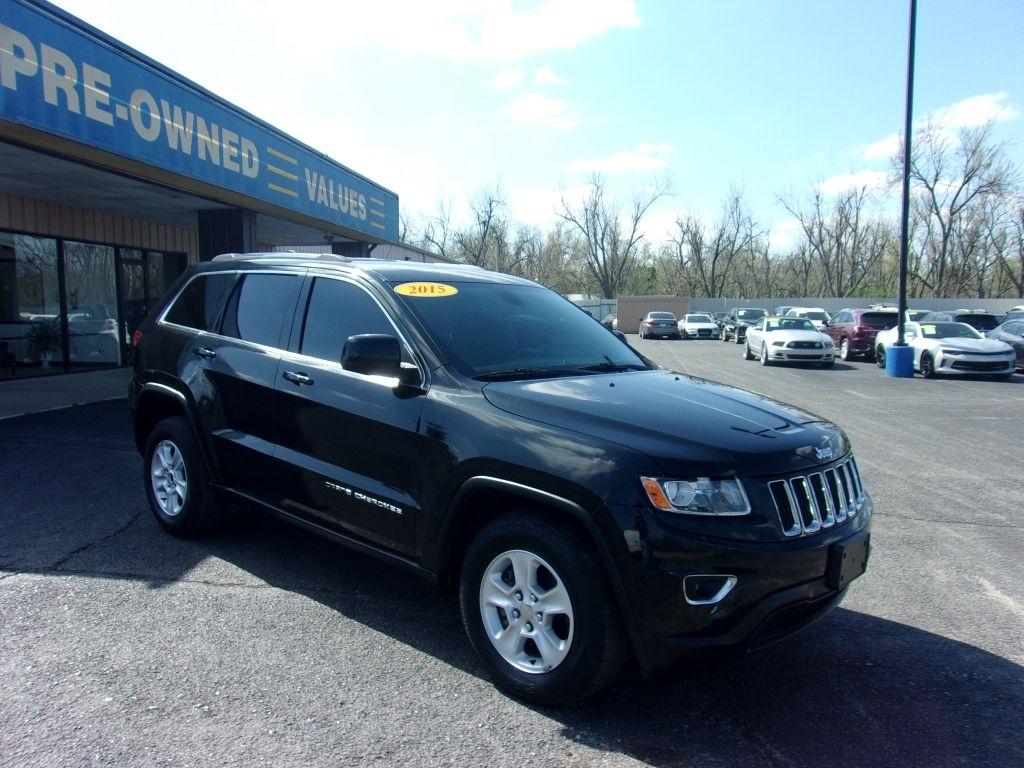 Jeep Grand Cherokee Laredo 4WD 2015