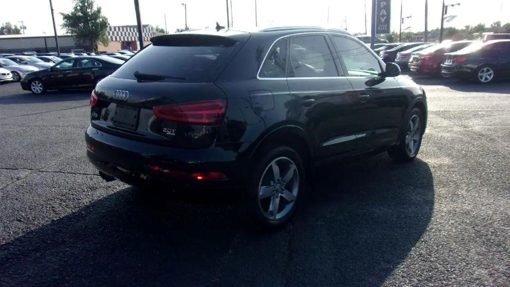 Audi Q3 2.0T quattro Premium Plus 2015