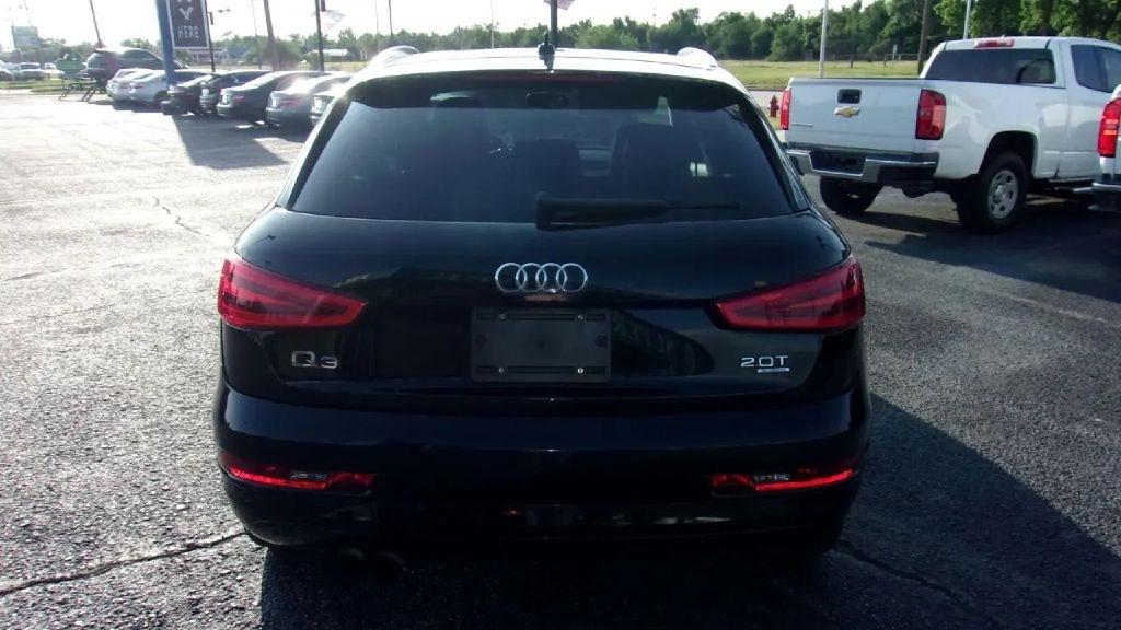 Audi Q3 2.0T quattro Premium Plus 2015