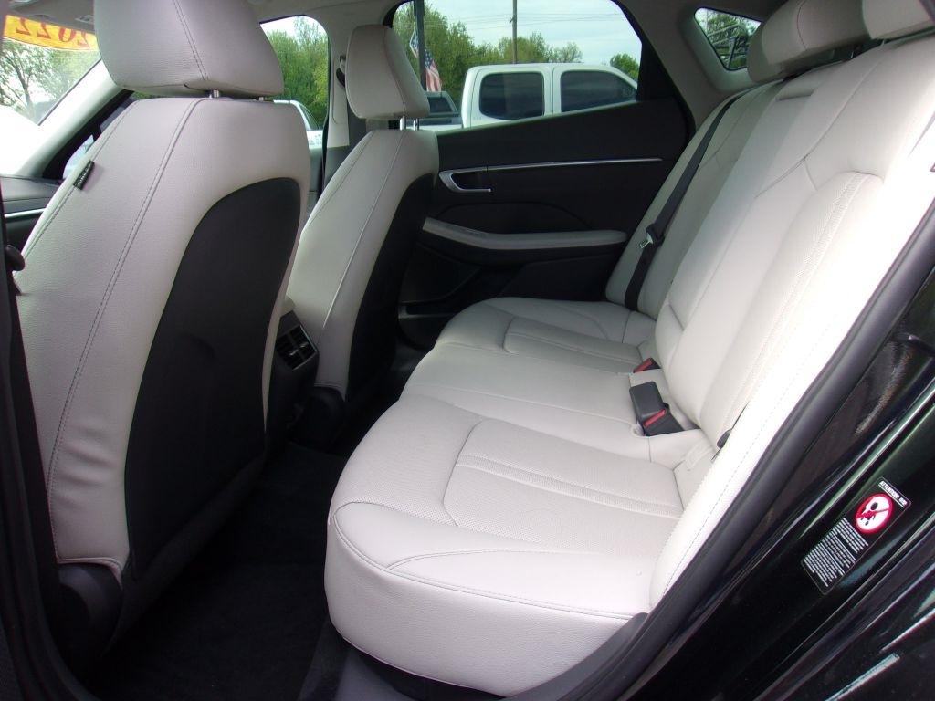 Hyundai Sonata Limited 2022