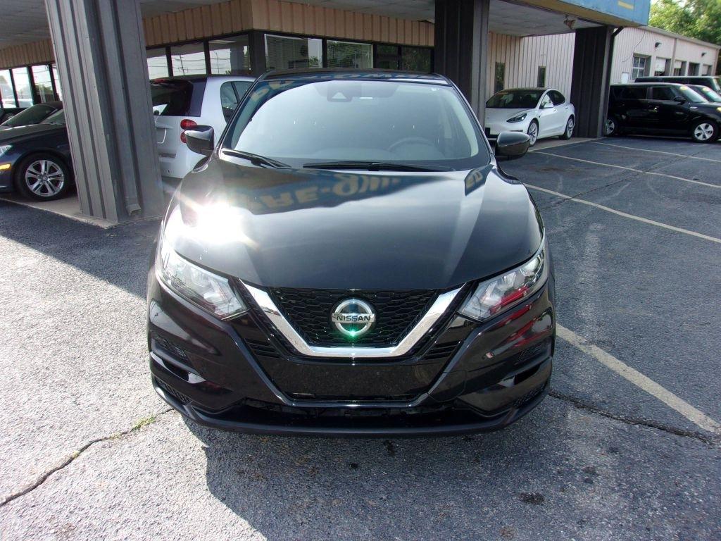 Nissan Rogue Sport  2021