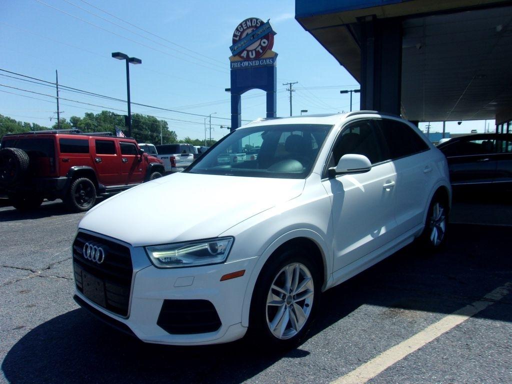 Audi Q3 2.0T quattro Premium Plus 2016