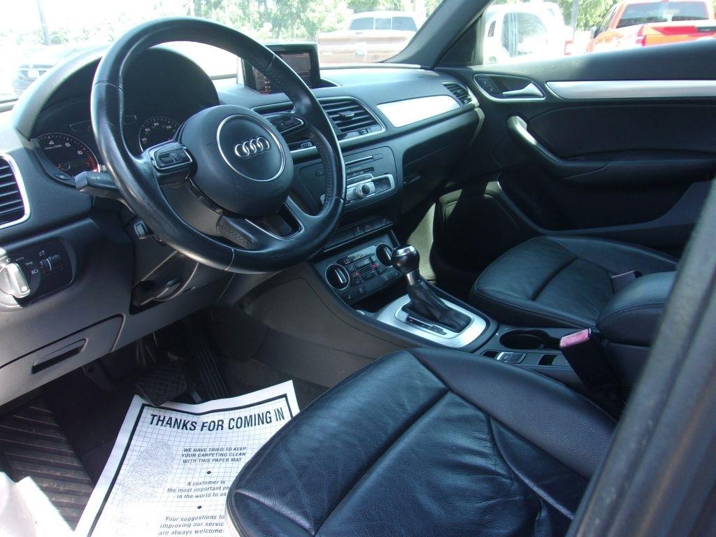 Audi Q3 2.0T quattro Premium Plus 2016