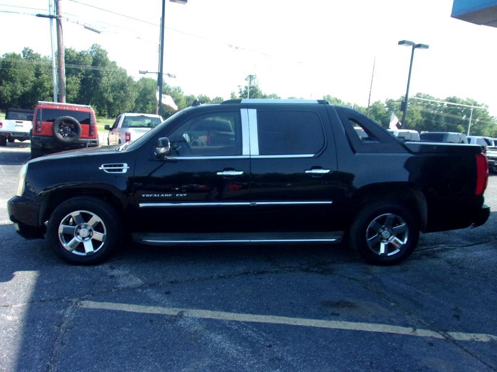 2007 Cadillac Escalade EXT Sport photo 2