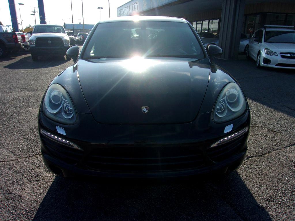 Porsche Cayenne Base 2012 Porsche Cayenne Base 2012