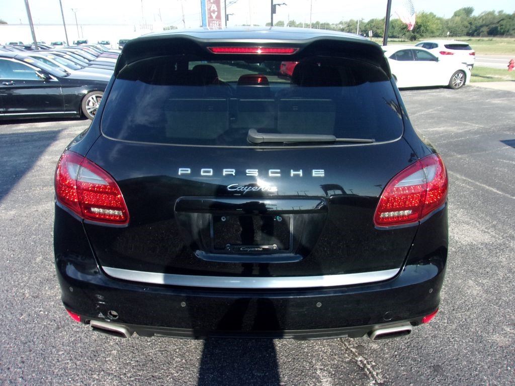 Porsche Cayenne Base 2012 Porsche Cayenne Base 2012