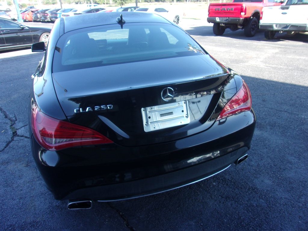 2015 Mercedes Benz CLA 250 photo 4