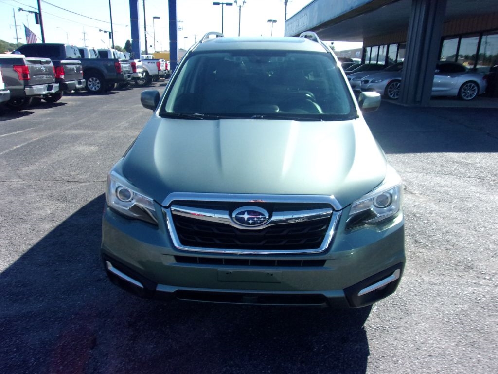 2018 Subaru Forester 2.5i Touring photo 3