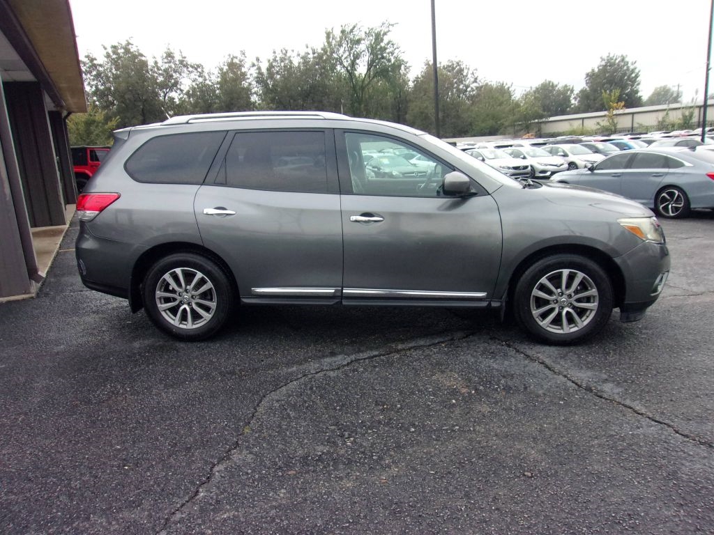Nissan Pathfinder S 2WD 2015 Nissan Pathfinder S 2WD 2015
