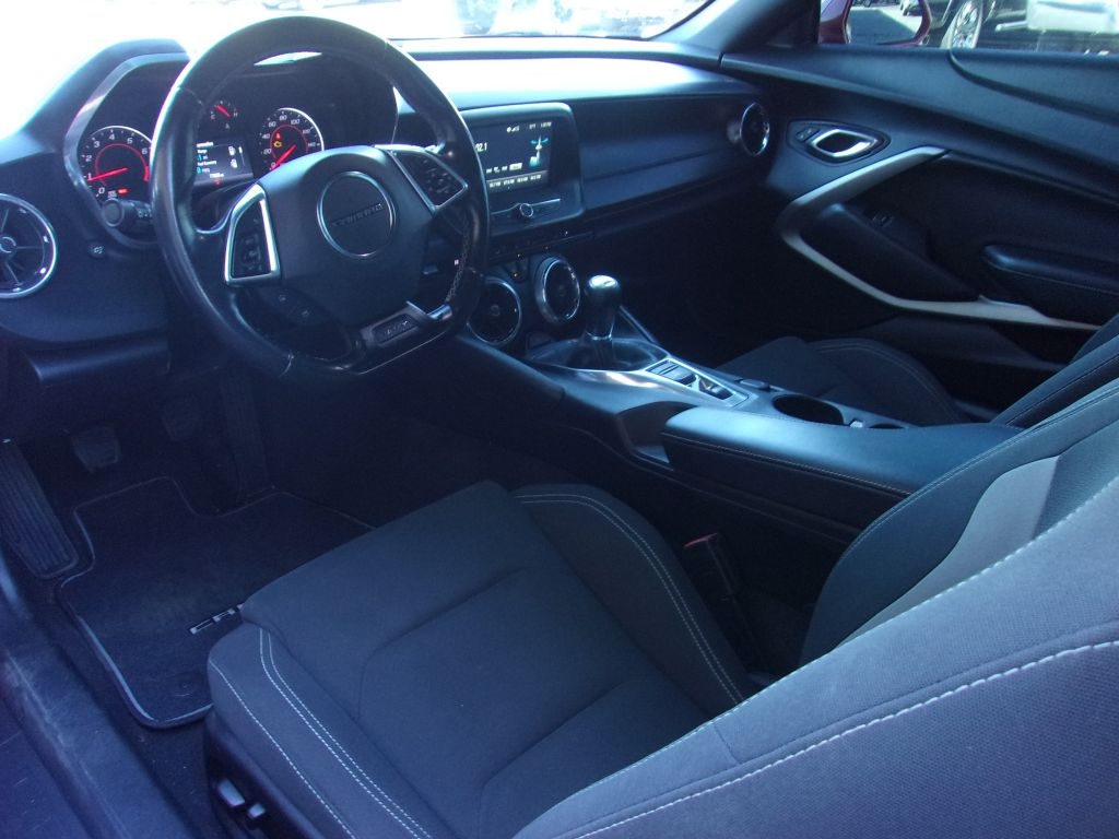 Chevrolet Camaro 1LS Coupe 2017 Chevrolet Camaro 1LS Coupe 2017