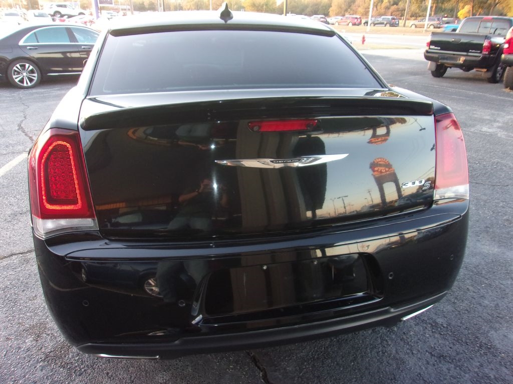 Chrysler 300 S V6 RWD 2020