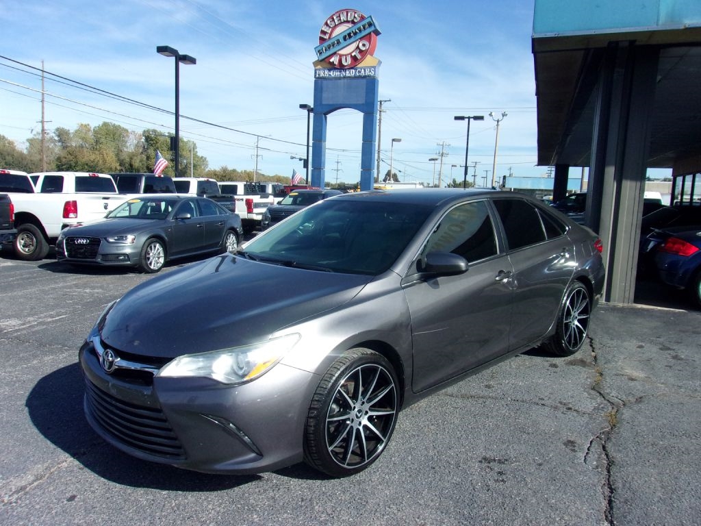 2017 Toyota Camry LE