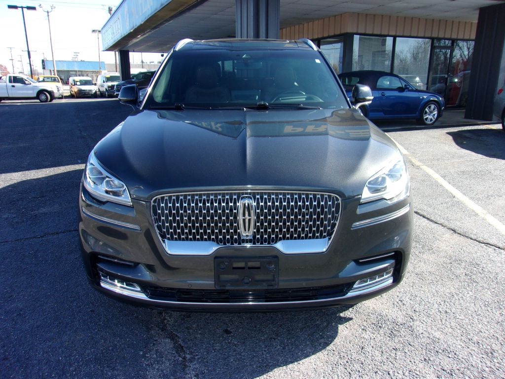 2020 Lincoln Aviator Reserve photo 3