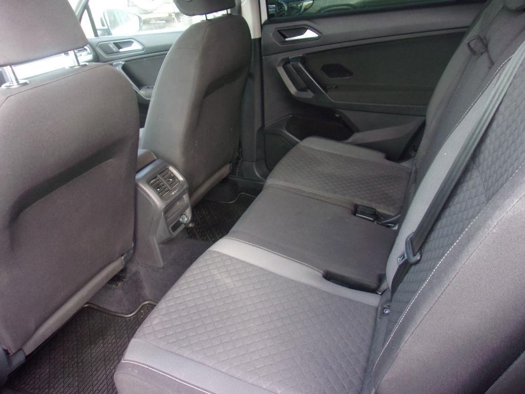 Volkswagen Tiguan S 2021