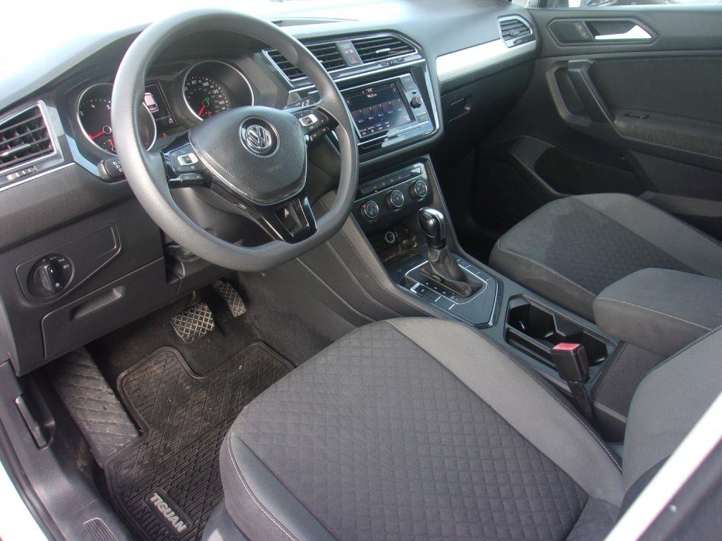 Volkswagen Tiguan S 2021