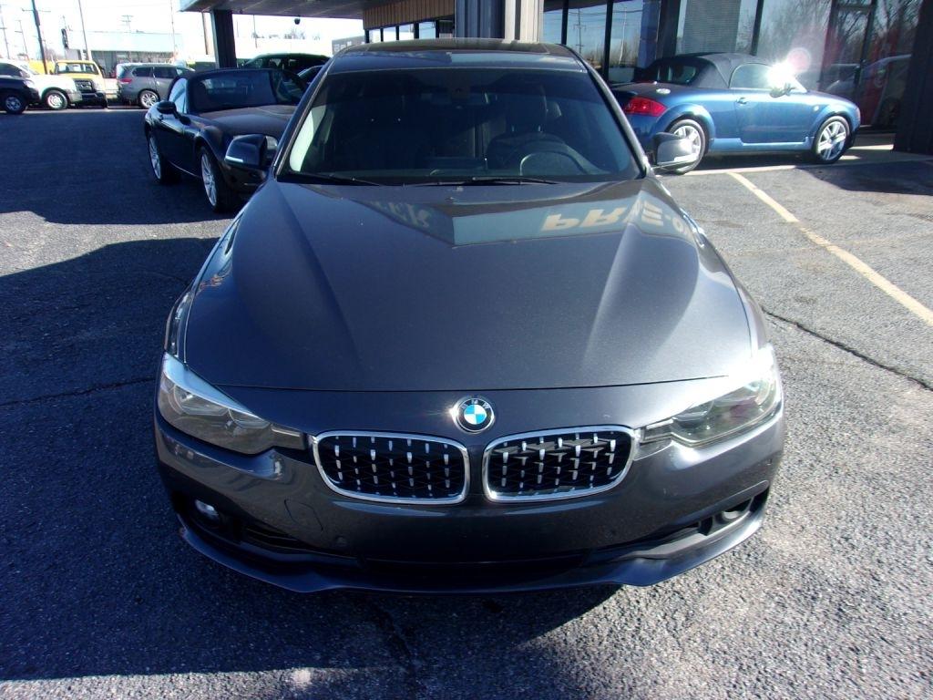 BMW 3-Series 320i xDrive Sedan 2016