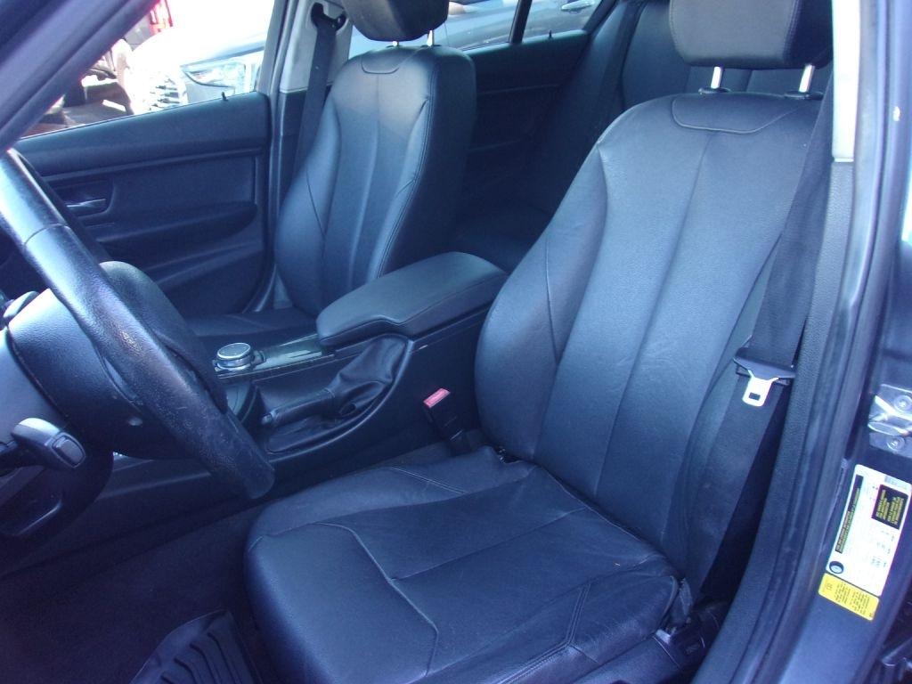 BMW 3-Series 320i xDrive Sedan 2016