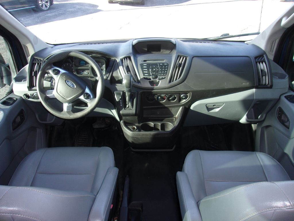 Ford Transit 150 Wagon Med. Roof XL w/Sliding Pass. 130-in. WB 2019