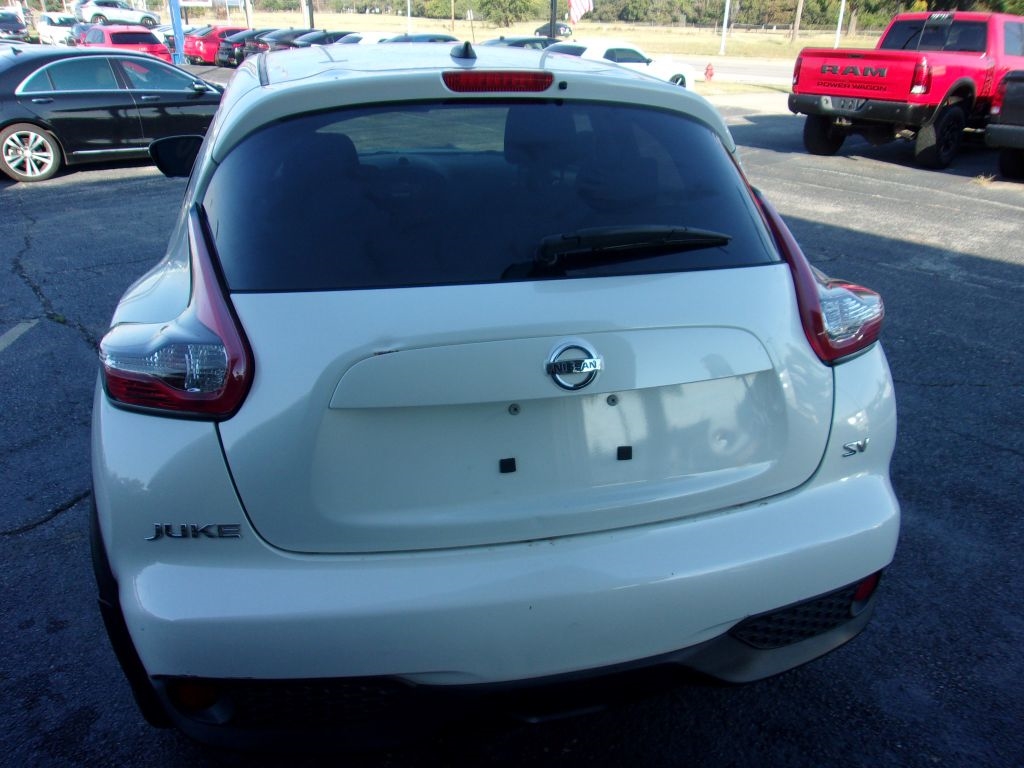Nissan Juke SV FWD 2015