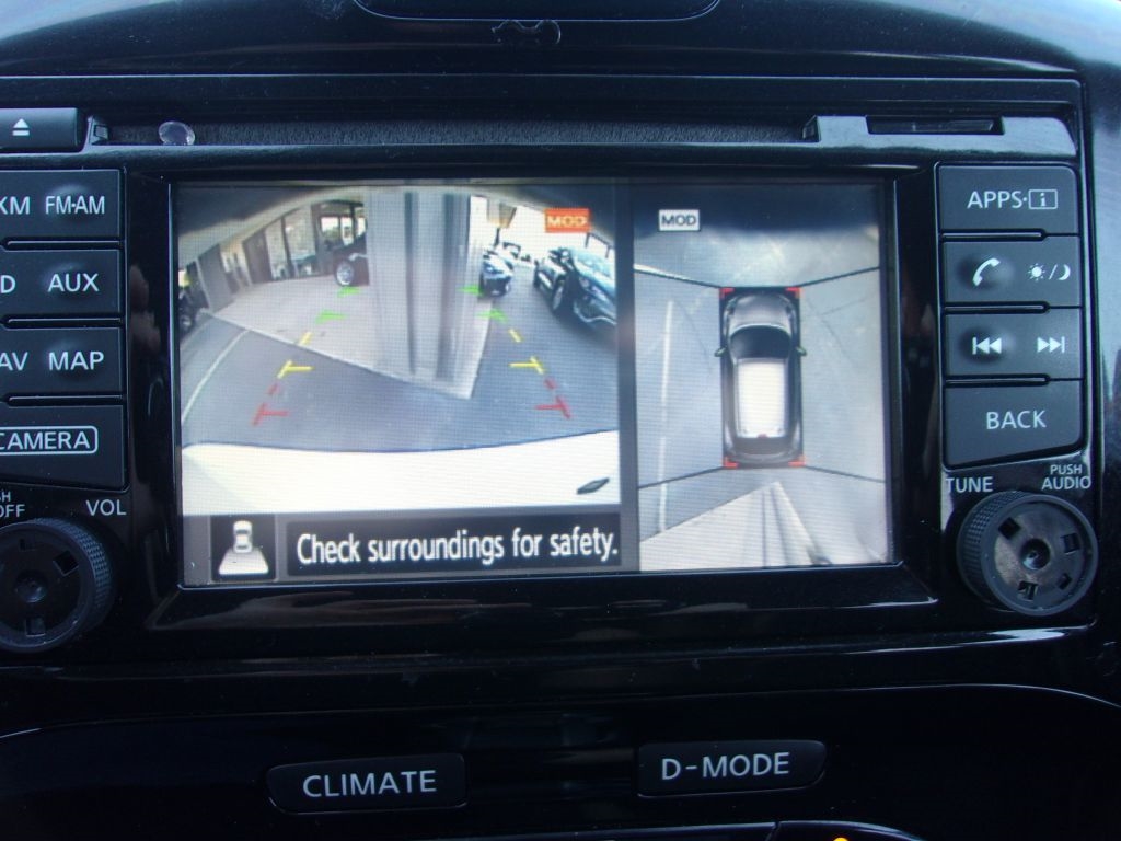 Nissan Juke SV FWD 2015