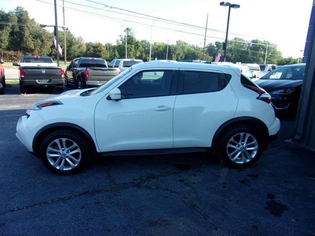 Nissan Juke SV FWD 2015