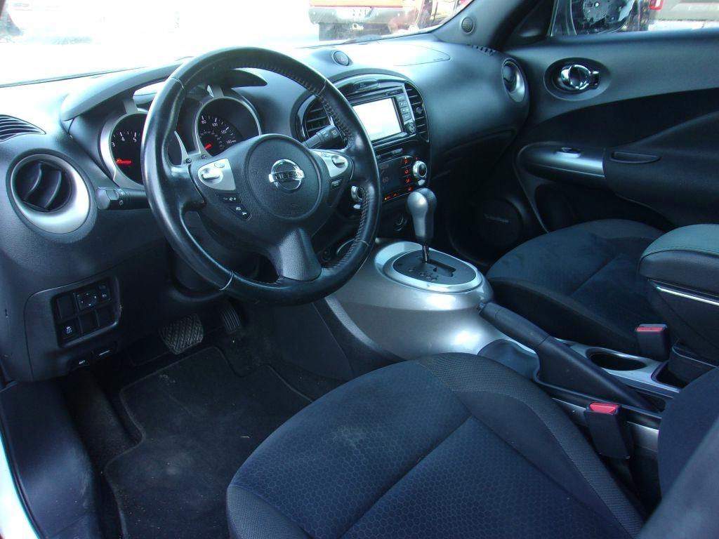 Nissan Juke SV FWD 2015