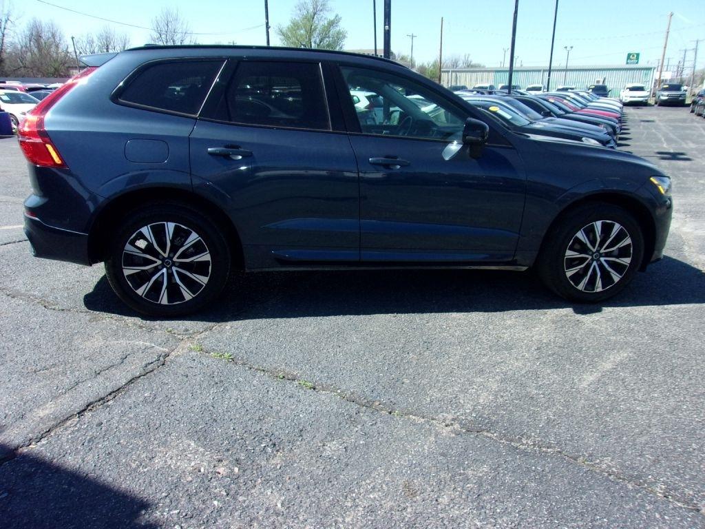 Volvo XC60 B5 Core AWD 2024