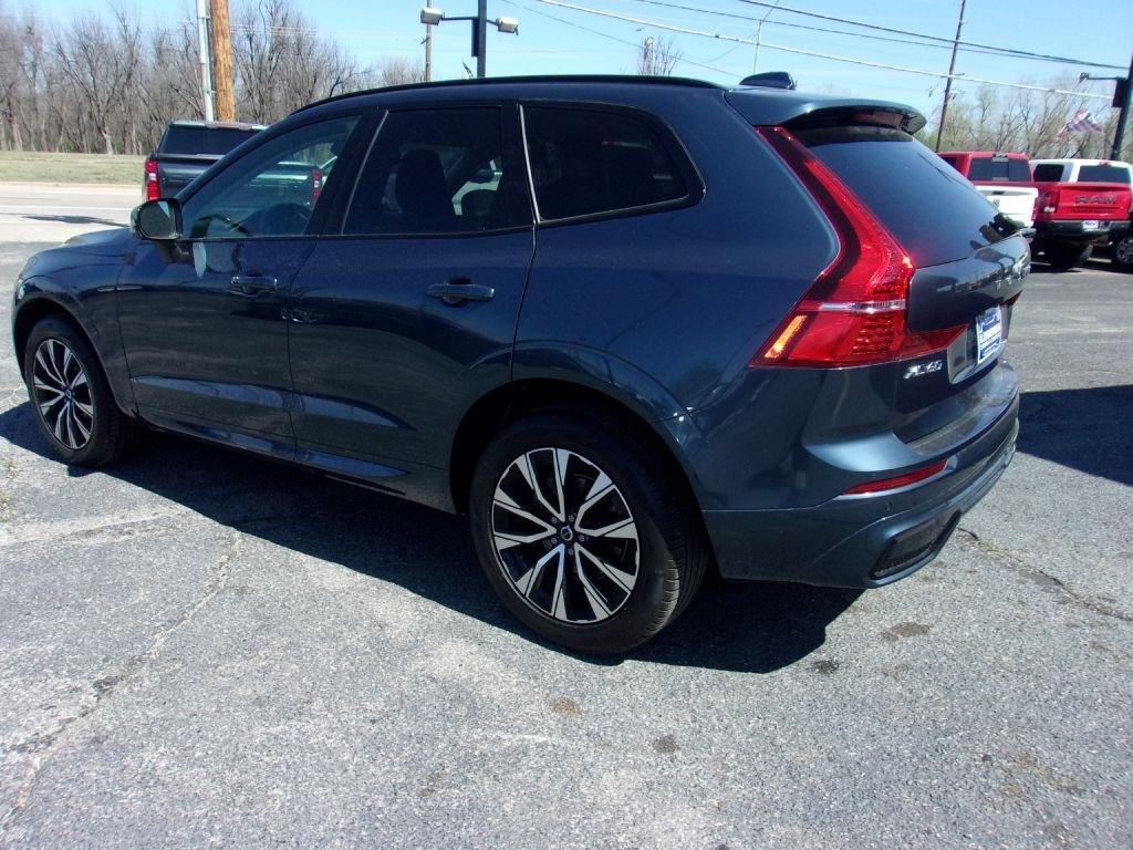 Volvo XC60 B5 Core AWD 2024