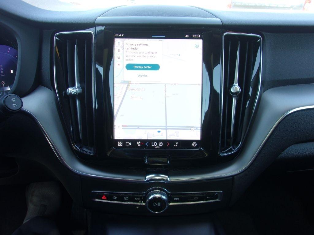 Volvo XC60 B5 Core AWD 2024