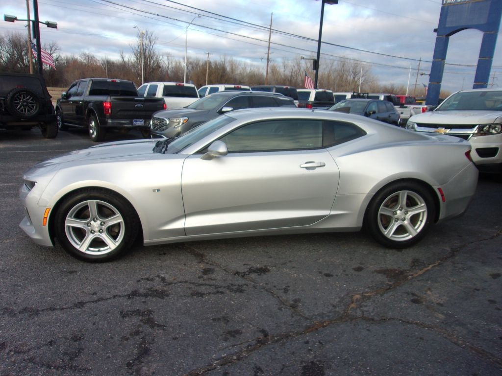 Chevrolet Camaro 1LT Coupe 8A 2018