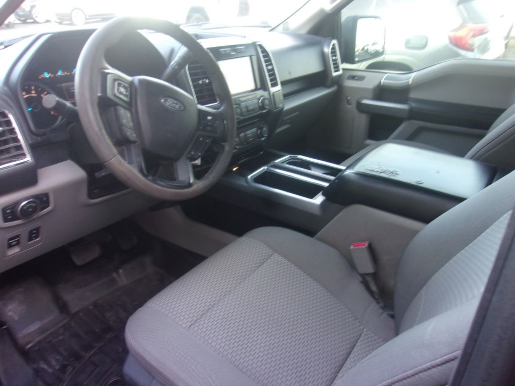 Ford F-150 XL SuperCrew 5.5-ft. Bed 4WD 2016