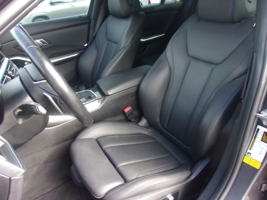 BMW 3-Series 330i 2019