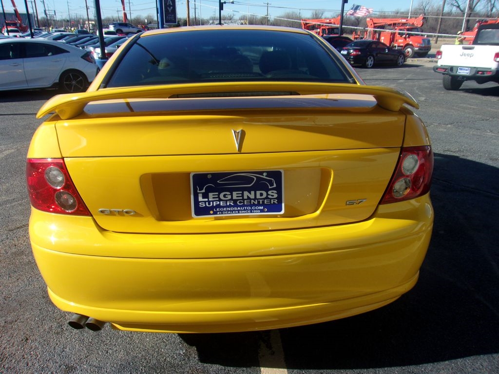 Pontiac GTO Coupe 2004