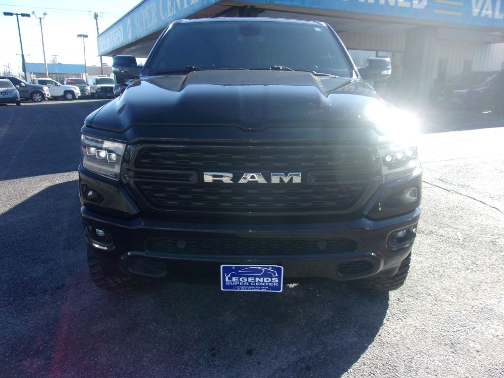 RAM 1500 Big Horn Crew Cab SWB 4WD 2023