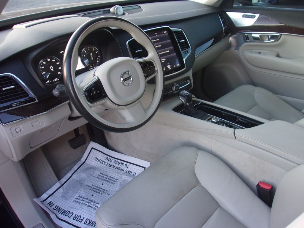 Volvo XC90 T6 Momentum AWD 2016