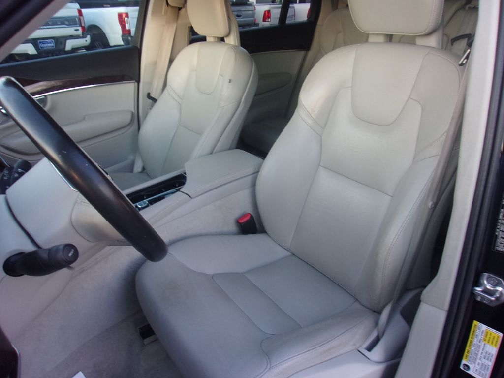 Volvo XC90 T6 Momentum AWD 2016