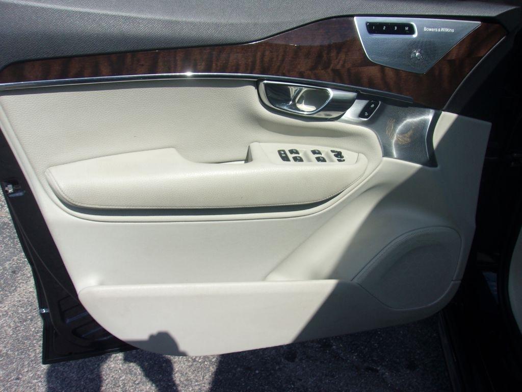 Volvo XC90 T6 Momentum AWD 2016
