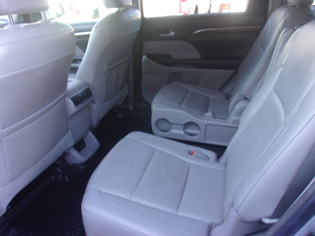 Toyota Highlander Limited AWD V6 2015