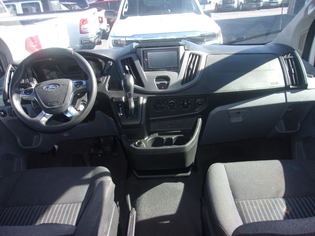 Ford Transit 150 Wagon Low Roof XL 60/40 Pass. 130-in. WB 2018